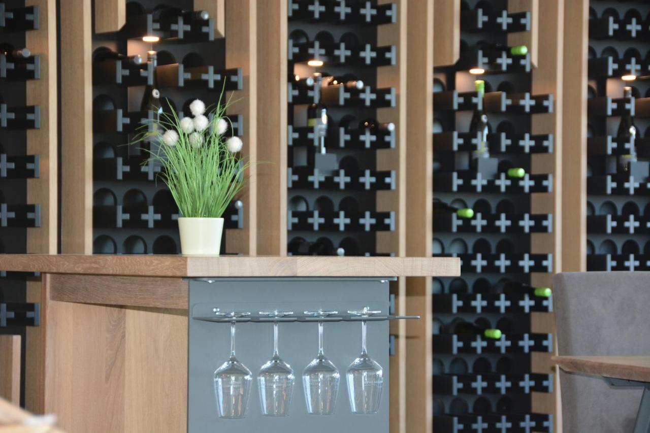 Weingut Bugner Meizelhof Klein-Winternheim Exteriér fotografie